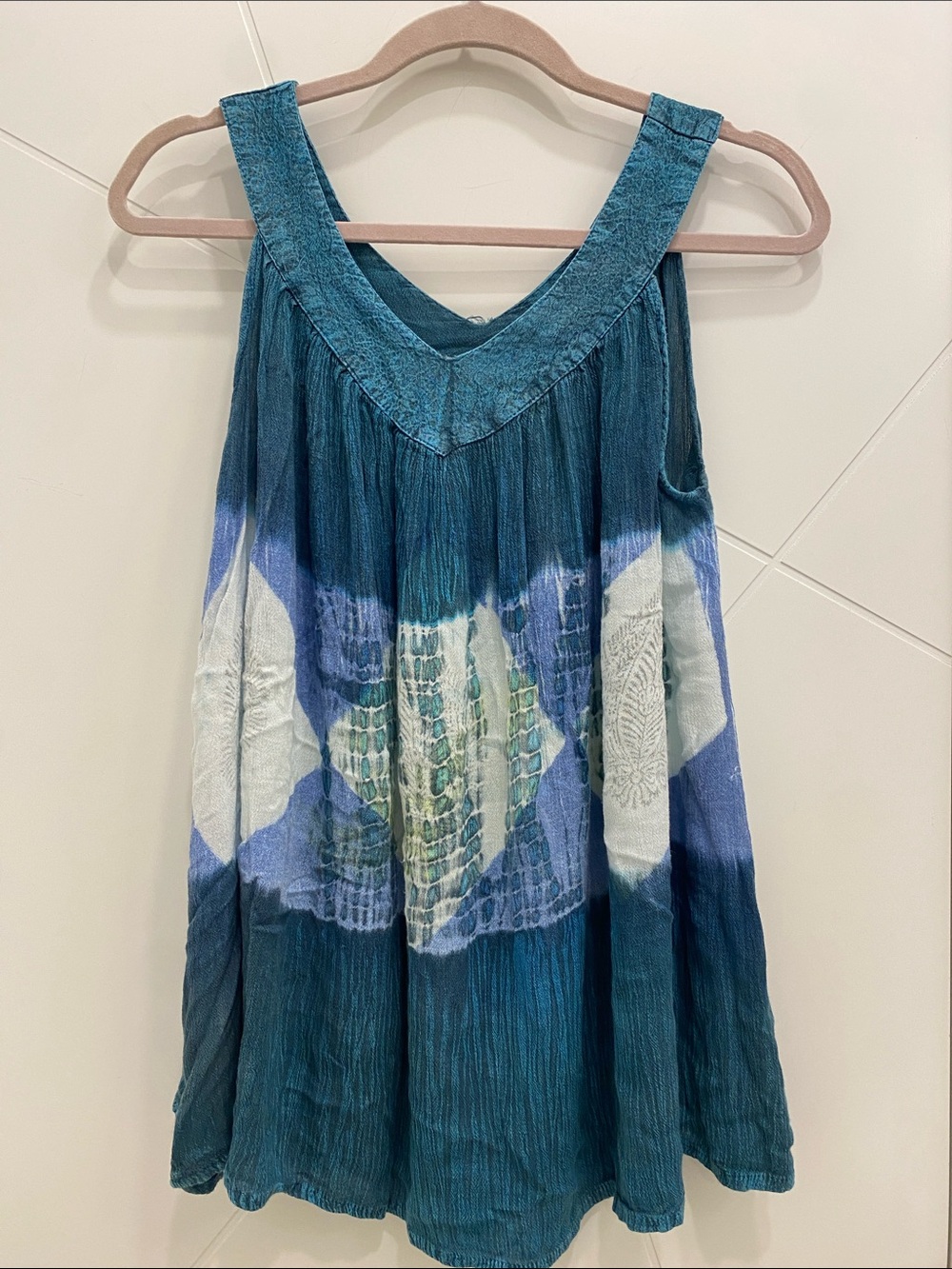 Papa Vancouver Boho Tie-Dye Sleeveless V-Neck Tunic Top Free Size Flowy Rayon